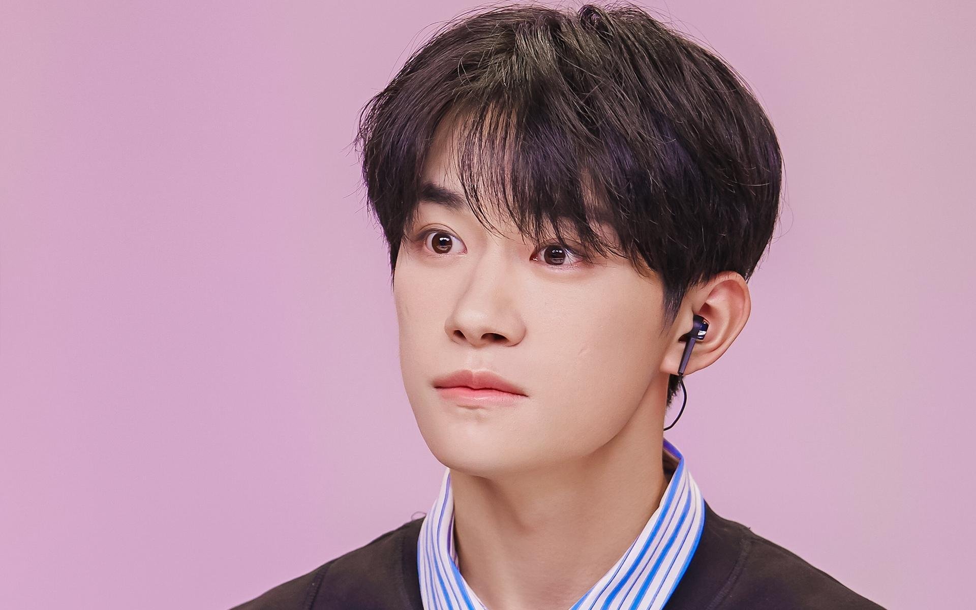 乐鱼体育App下载-多支球队陷入积分胶着阶段每场比赛都牵动排名走势，球队积分表